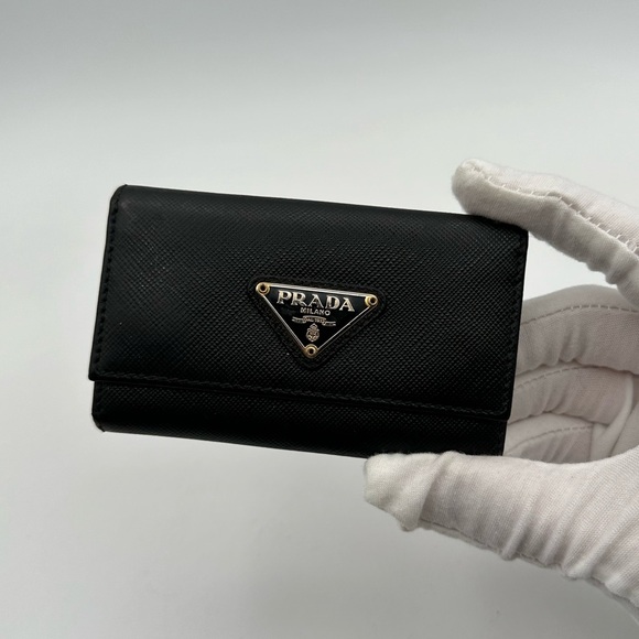 Prada Black Saffiano Leather Card holder Wallet - Picture 1 of 12